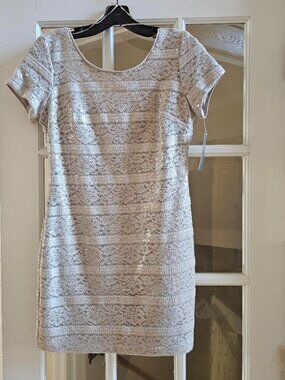 DONNA RICO NEW YORK SEQUIN/ LACE SHEATH DRESS WITH NEW TAG-SIZE 4